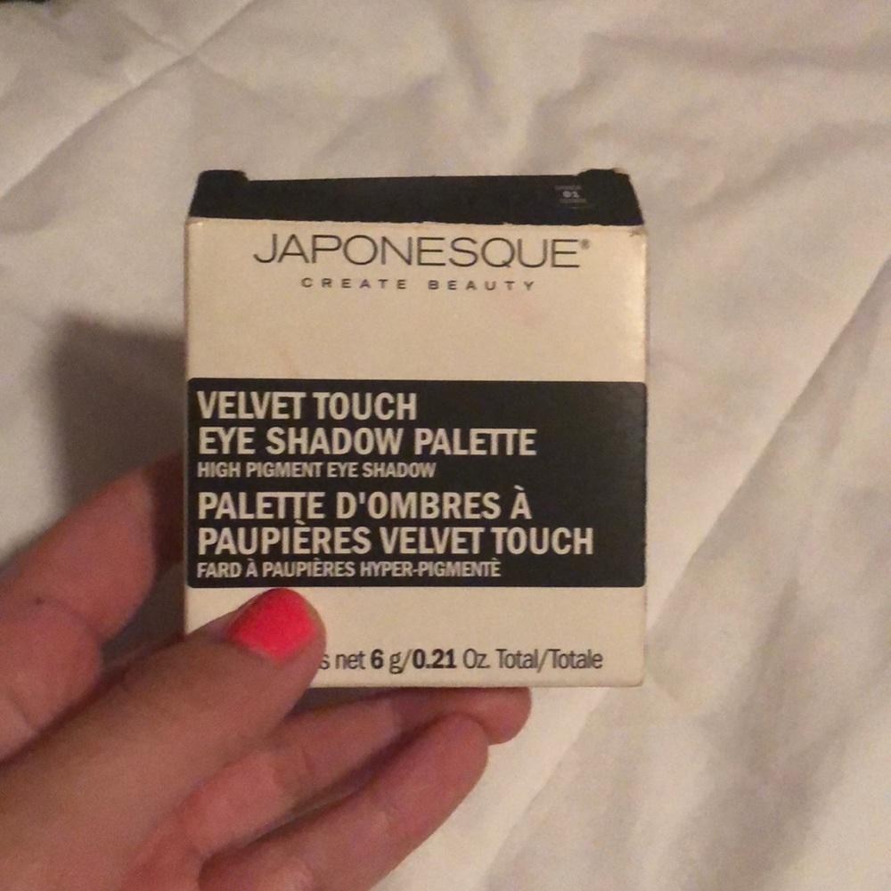 Japonesque eye shadow palette